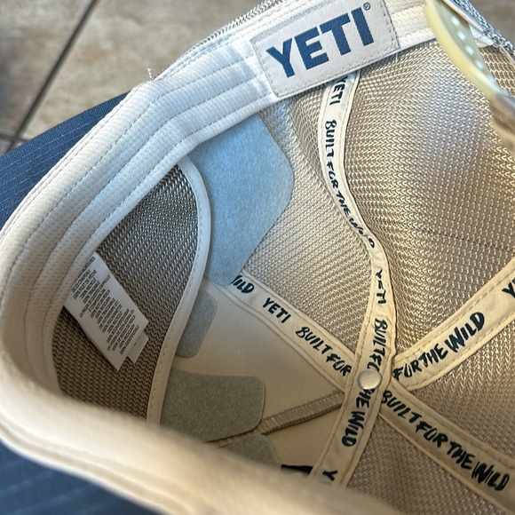 Yeti Hat Snap Back - Picture 5 of 6